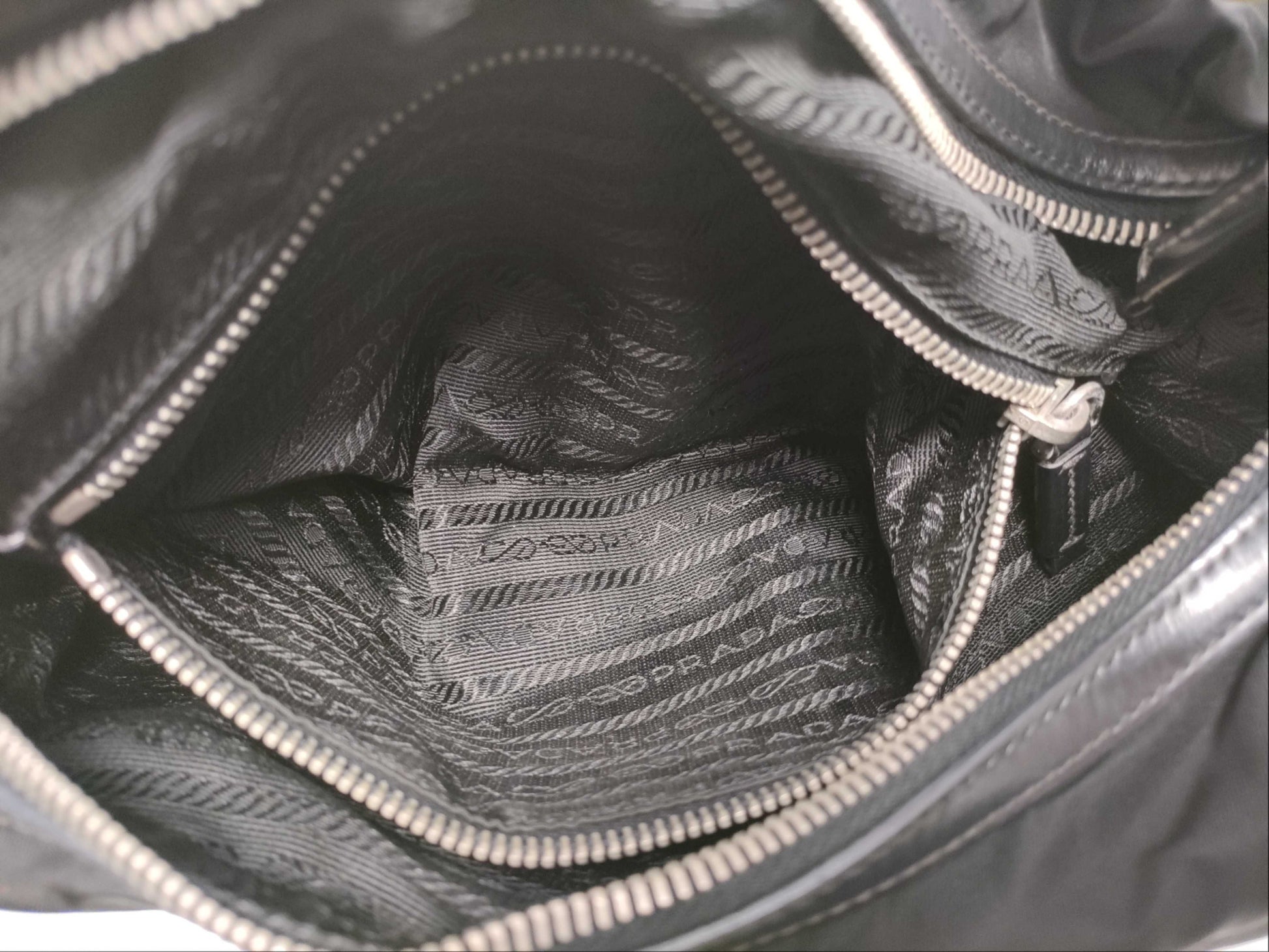 PRADA Nylon One-Shoulder Bag/Center Milan Logo Shoulder Bag