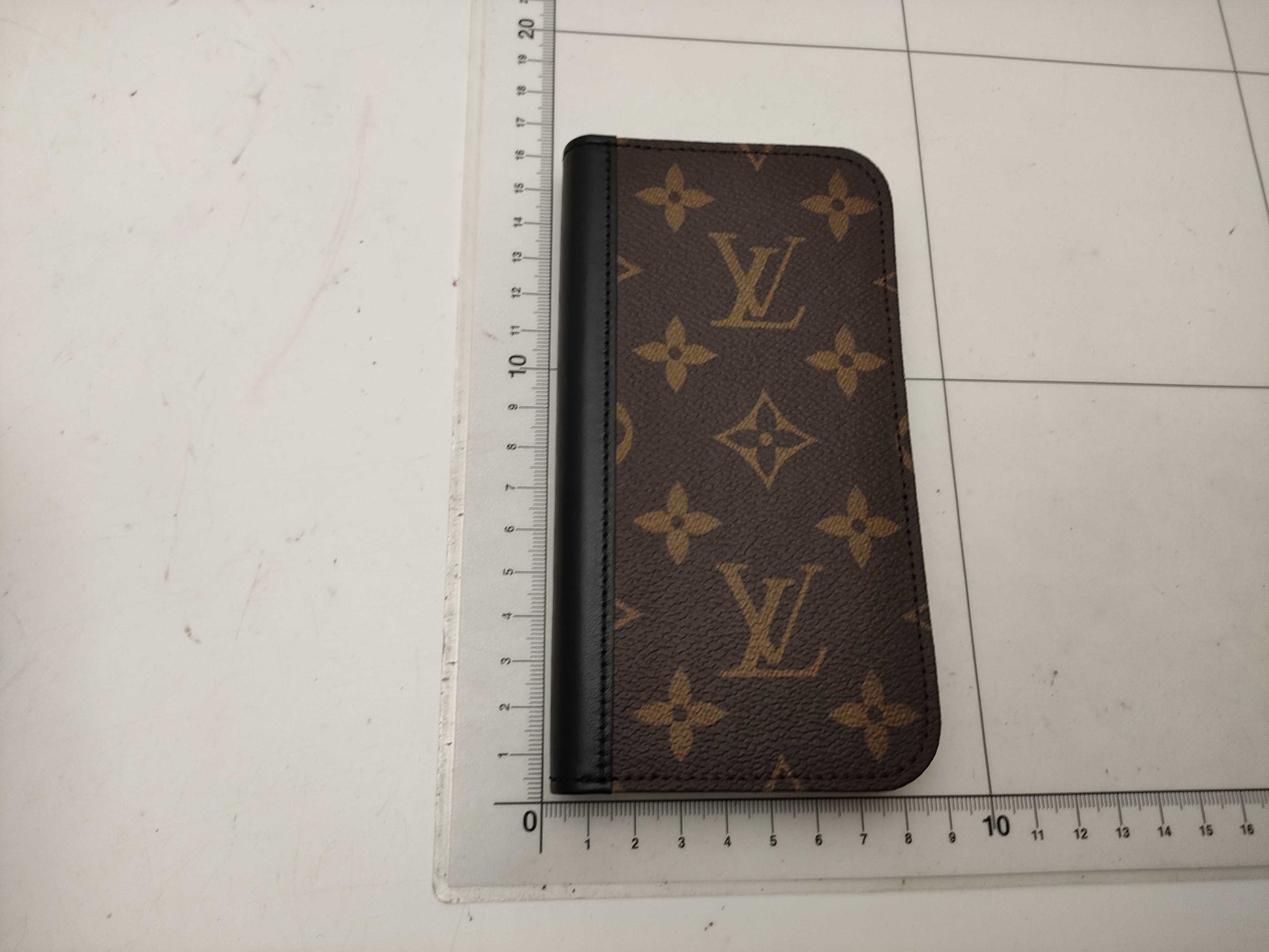 LOUIS VUITTON Monogram Macassar Smartphone Case M82891 Other Accessories