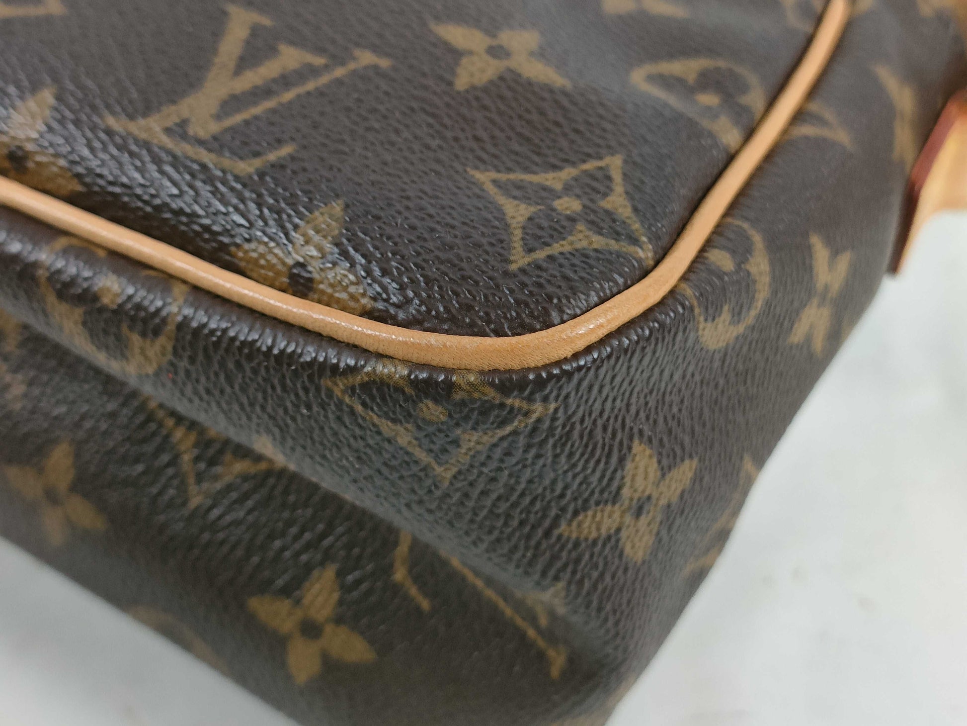 LOUIS VUITTON M51165 Monogram Viva Cite PM Shoulder Bag