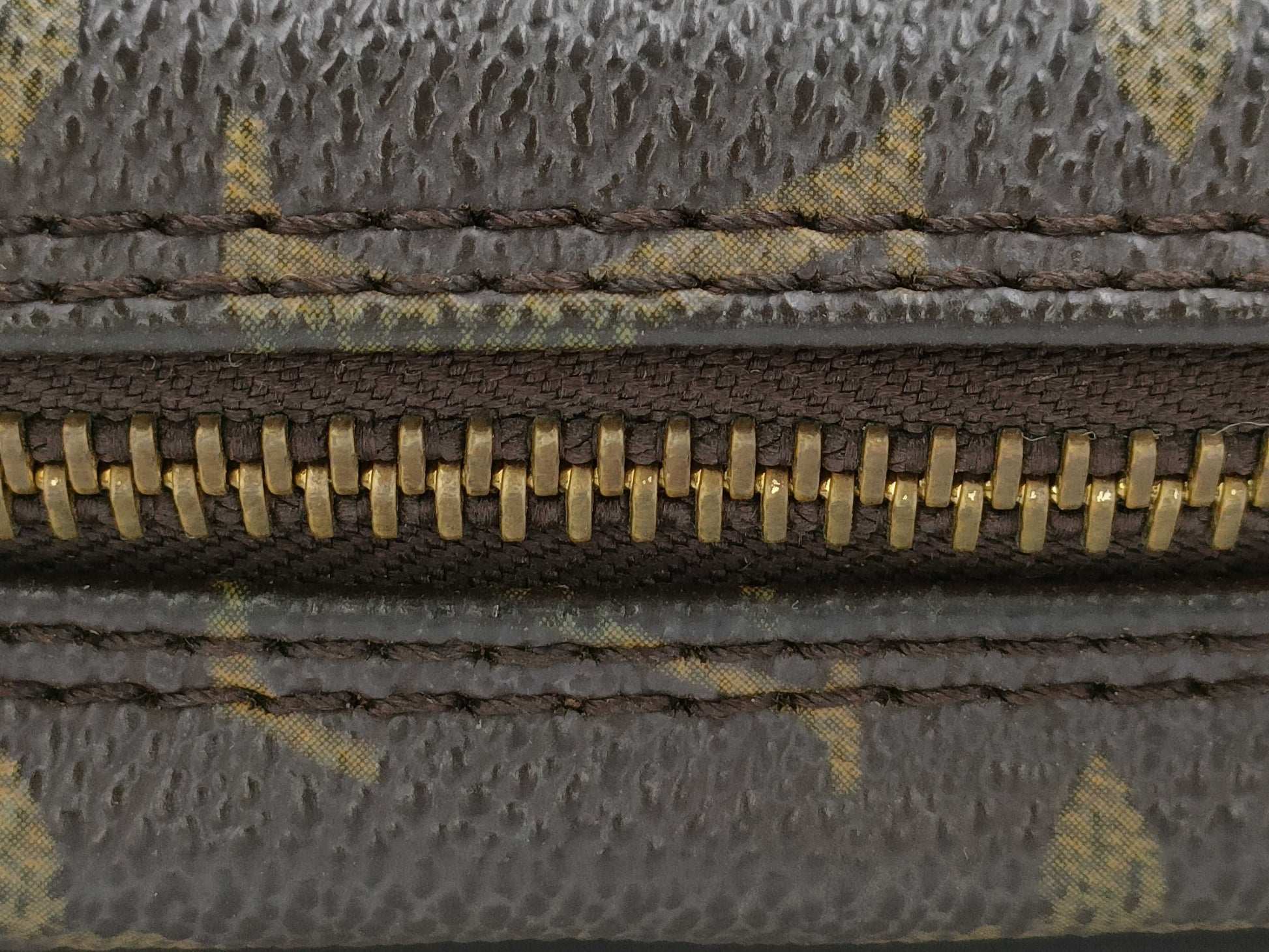 LOUIS VUITTON Monogram Compiègne 28 Second Bag