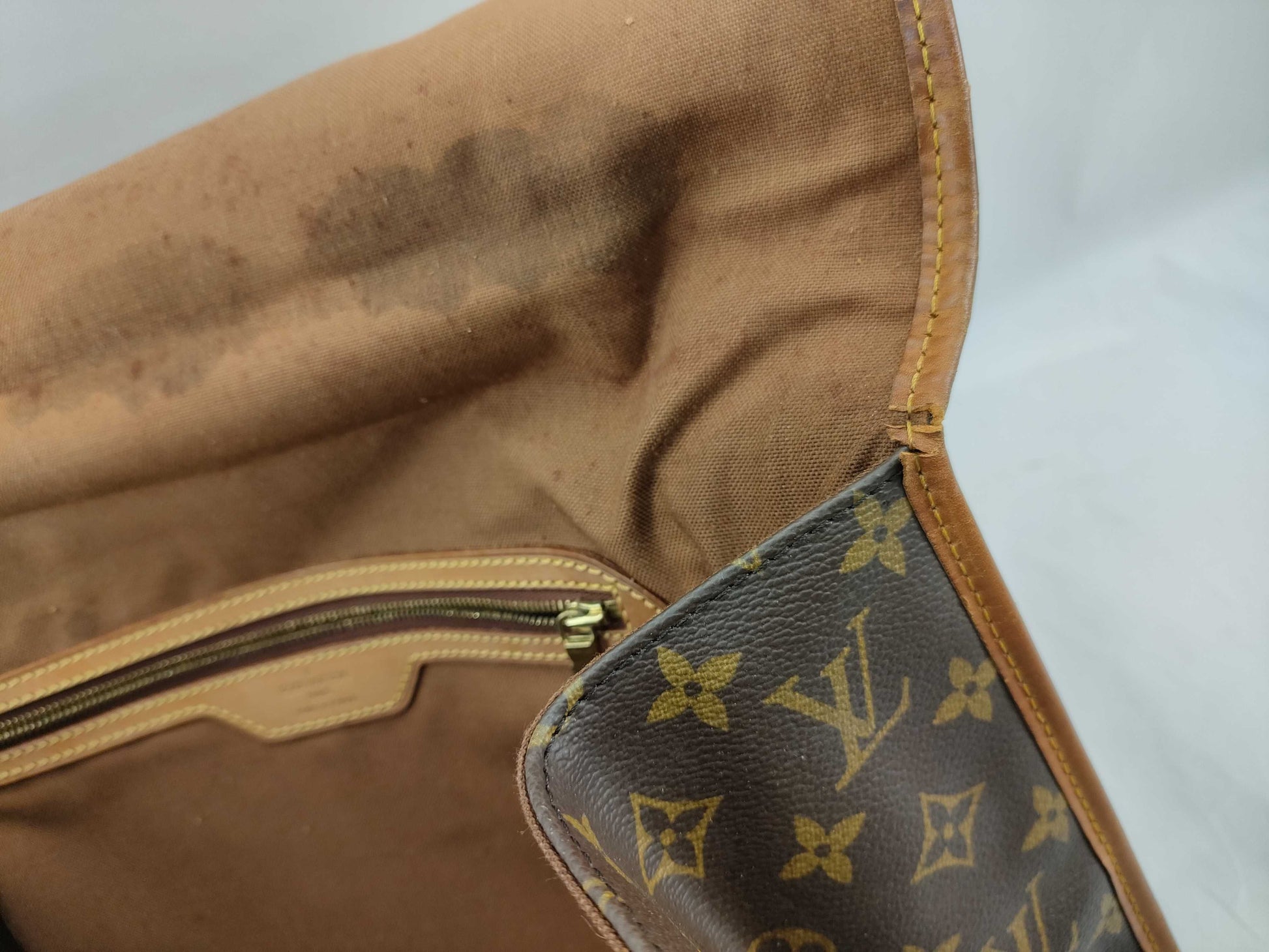 LOUIS VUITTON M51121 Monogram Beverly Business Bag