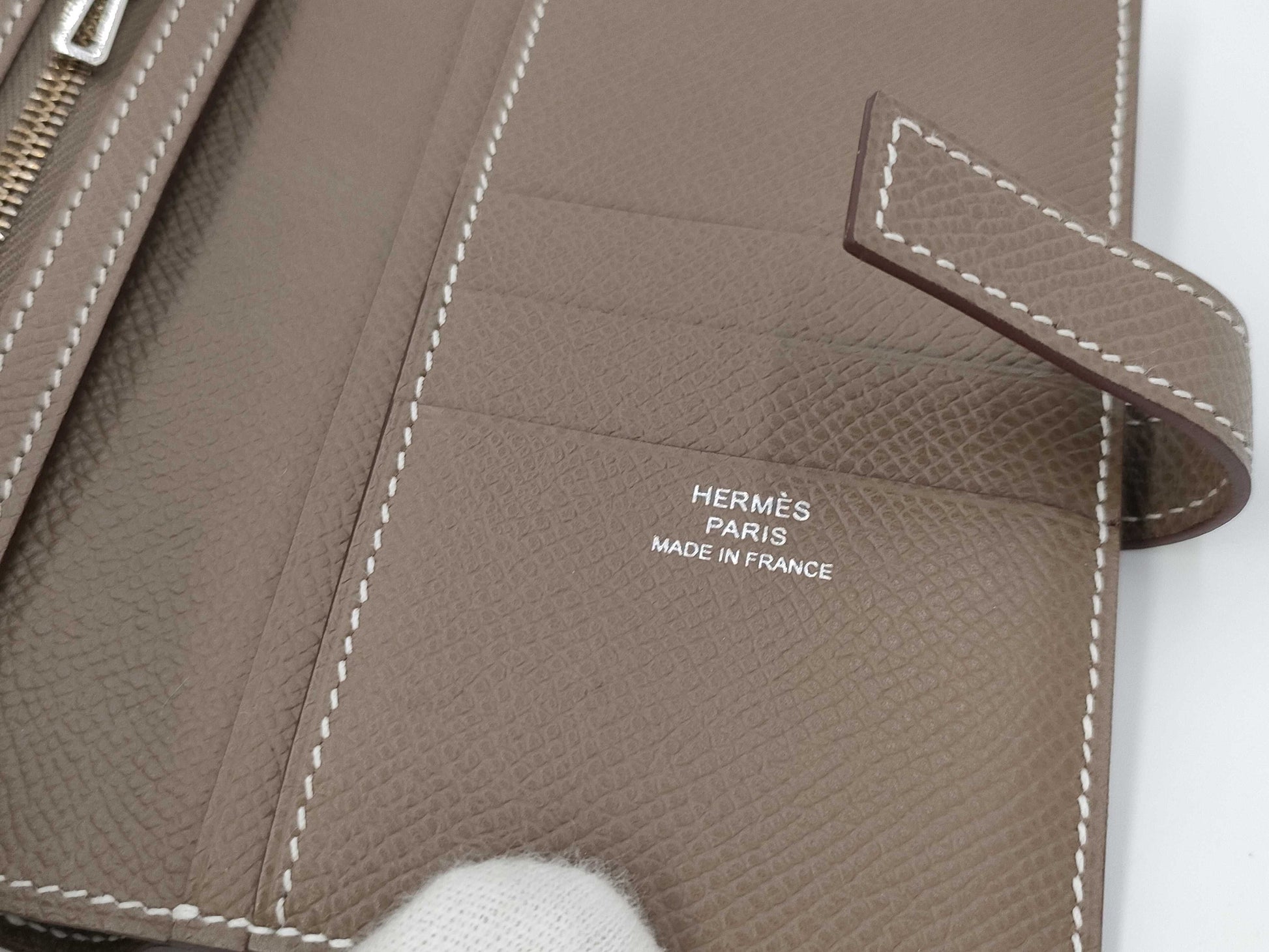 HERMES New Passant W Stamp Etoupe Epson Wallet