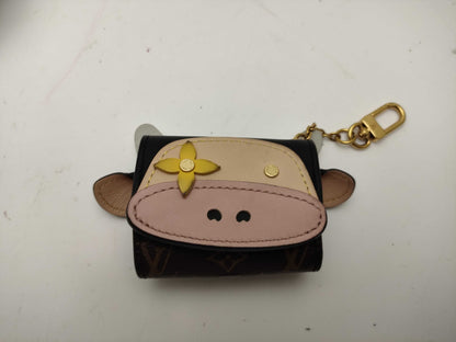 LOUIS VUITTON Monogram G10568 iPod Case Cow Other Accessories