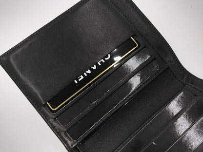 CHANEL Caviar Skin Bifold Wallet
