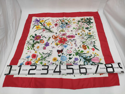 GUCCI scarf