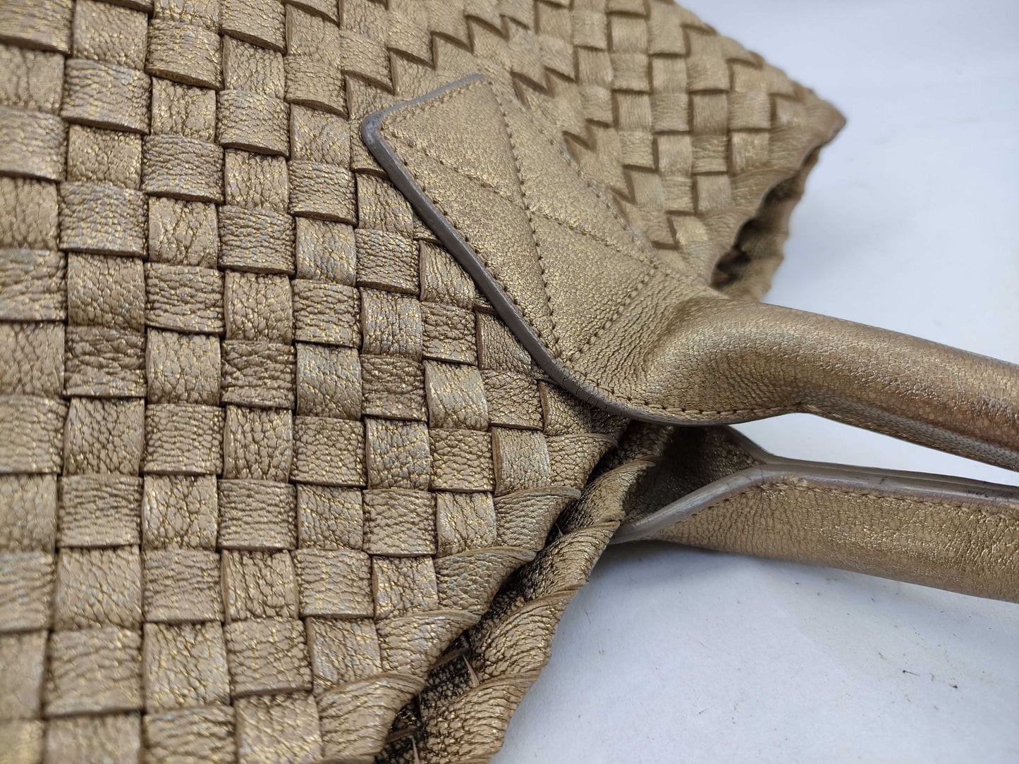 BOTTEGA VENETA Intrecciato 925 Plate Gold Tote Cabas MM Tote Bag