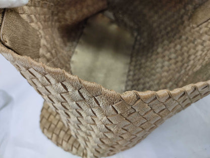 BOTTEGA VENETA Intrecciato 925 Plate Gold Tote Cabas MM Tote Bag