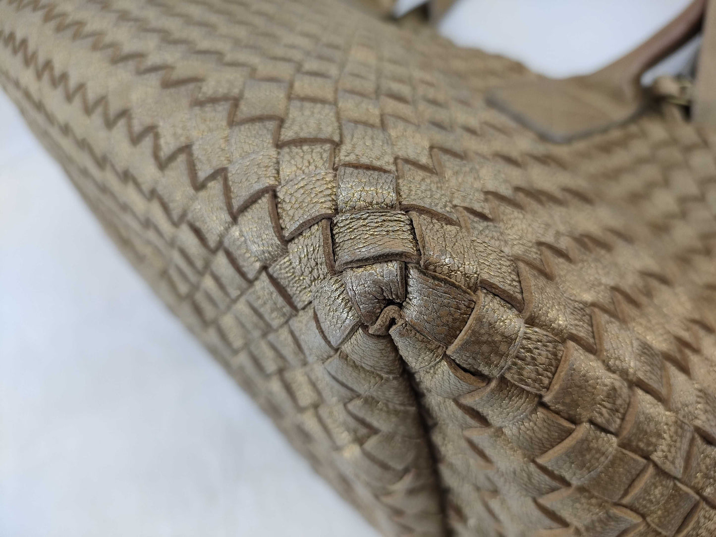 BOTTEGA VENETA Intrecciato 925 Plate Gold Tote Cabas MM Tote Bag