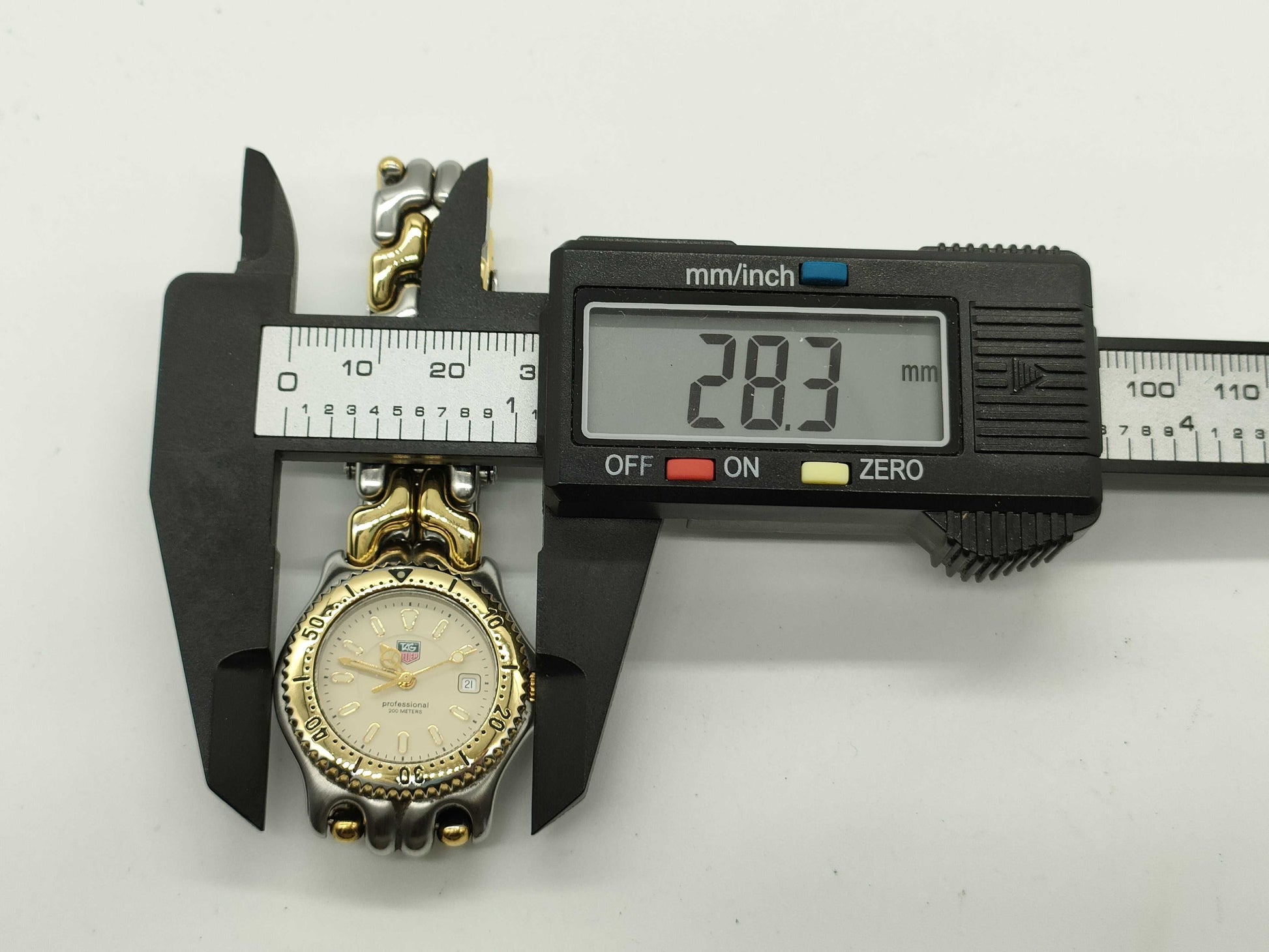 TAG Heuer WG1321 Women's Watch