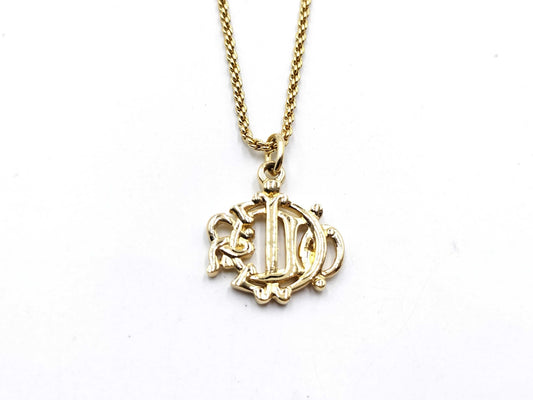 Dior logo necklace necklace