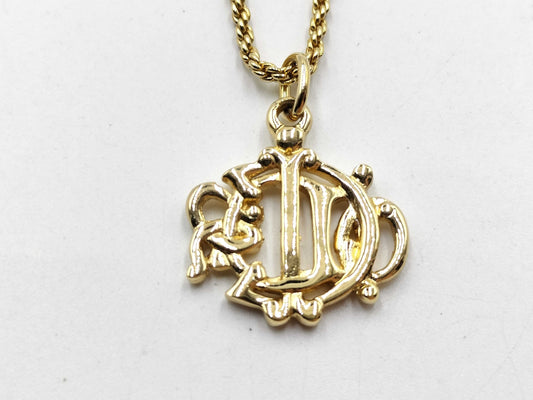 Dior logo necklace necklace