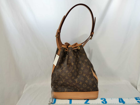 LOUIS VUITTON M42224 Monogram Noe Shoulder Bag