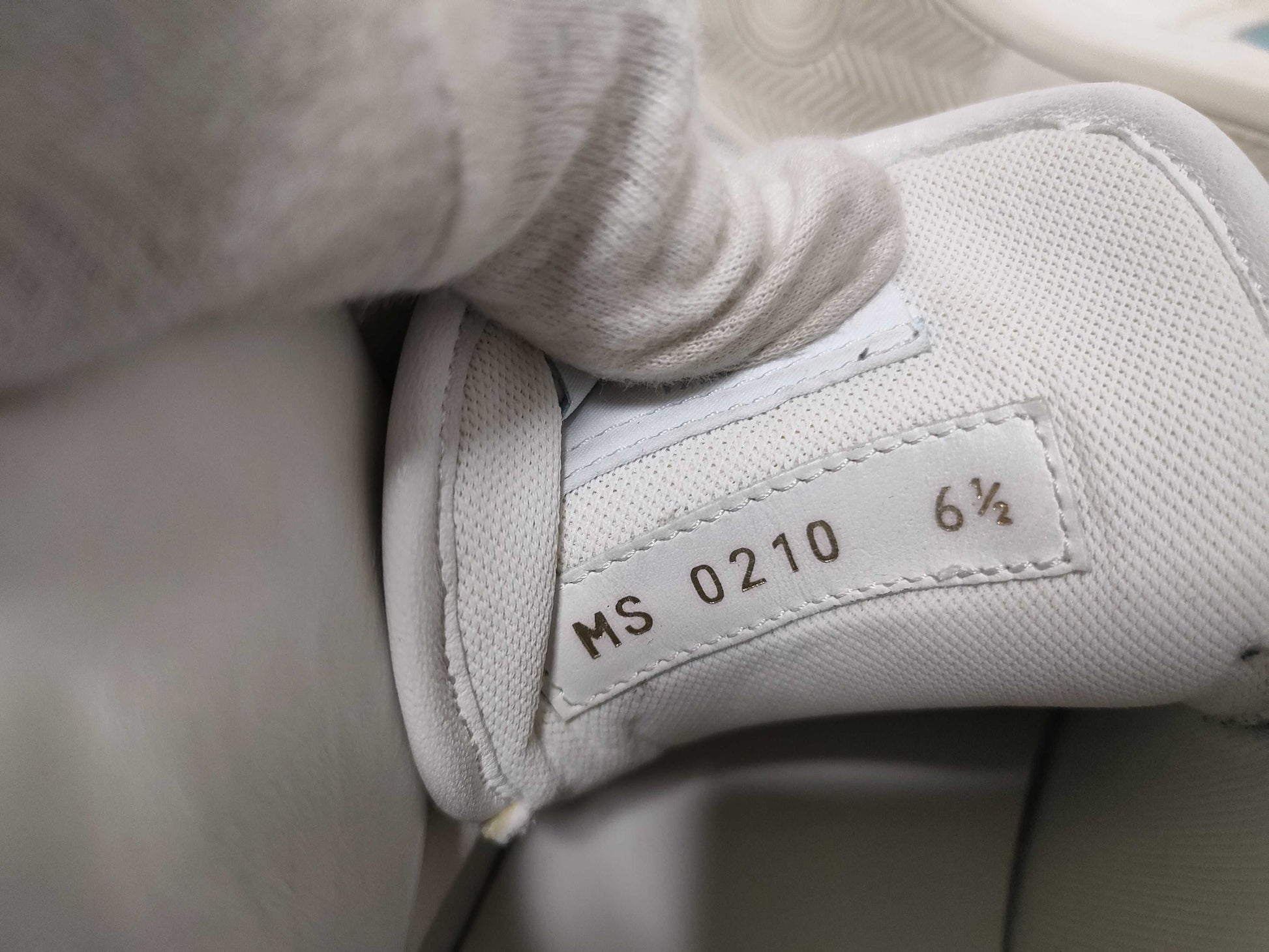 LOUIS VUITTON Rivoli Line/High-top Sneakers