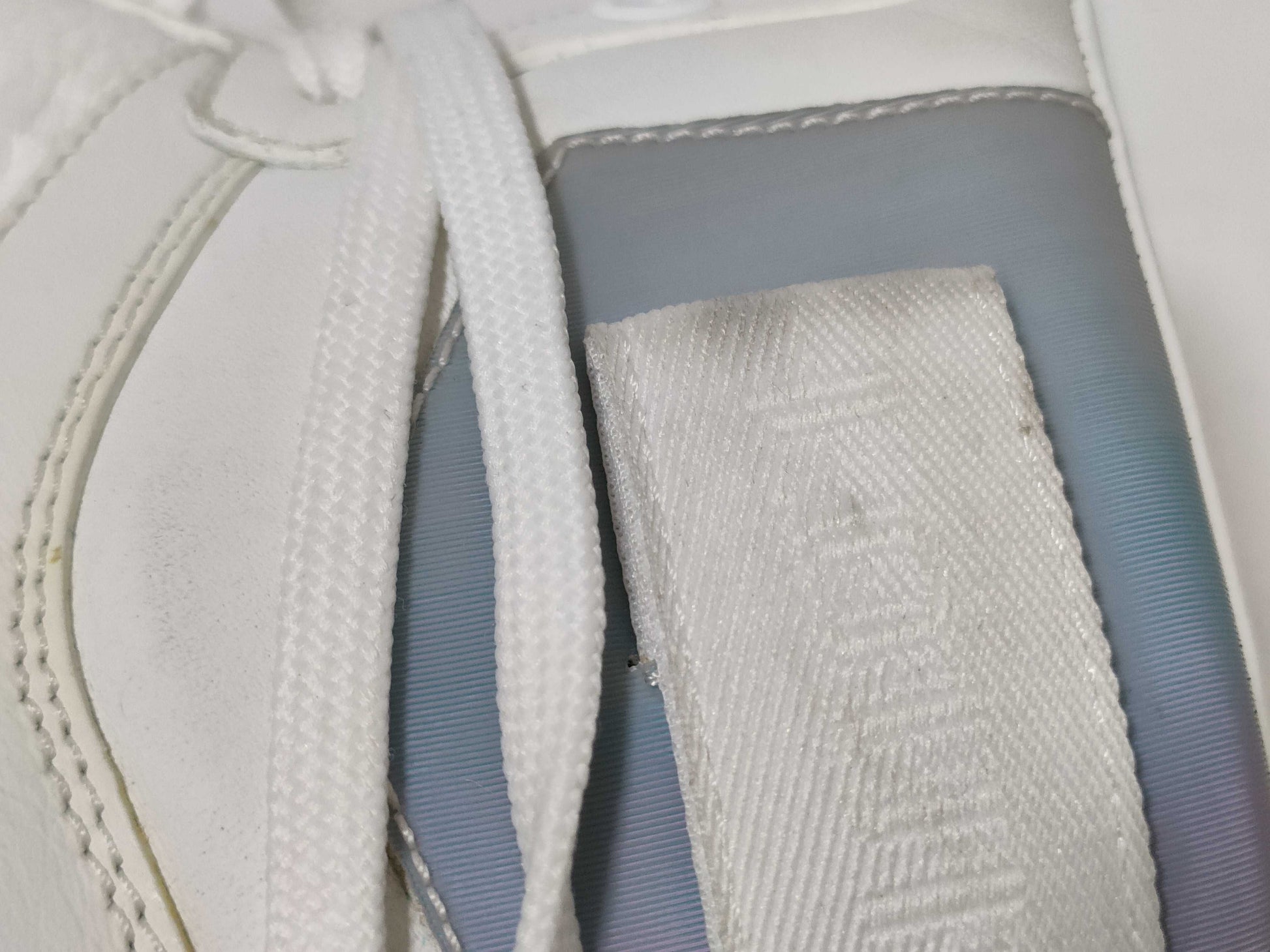 LOUIS VUITTON Rivoli Line/High-top Sneakers