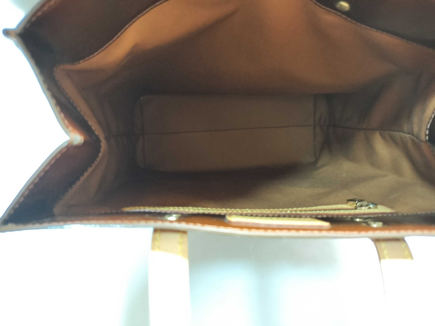LOUIS VUITTON TH0042 Vernis Reed MM Handbag