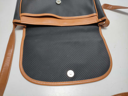Yves Saint Laurent Canvas/Brown/Shoulder Bag