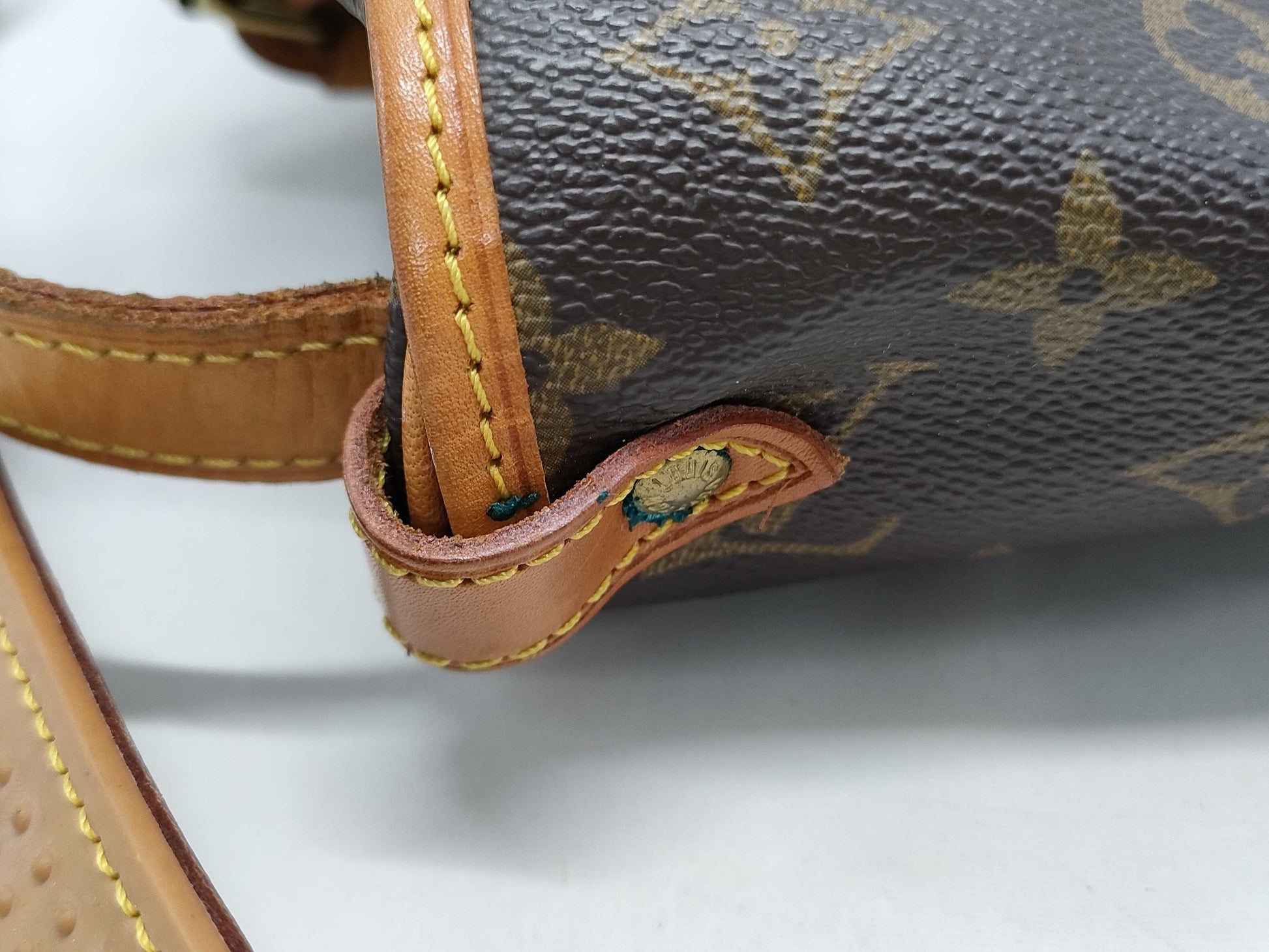 LOUIS VUITTON Monogram Saumur 30 Shoulder Bag