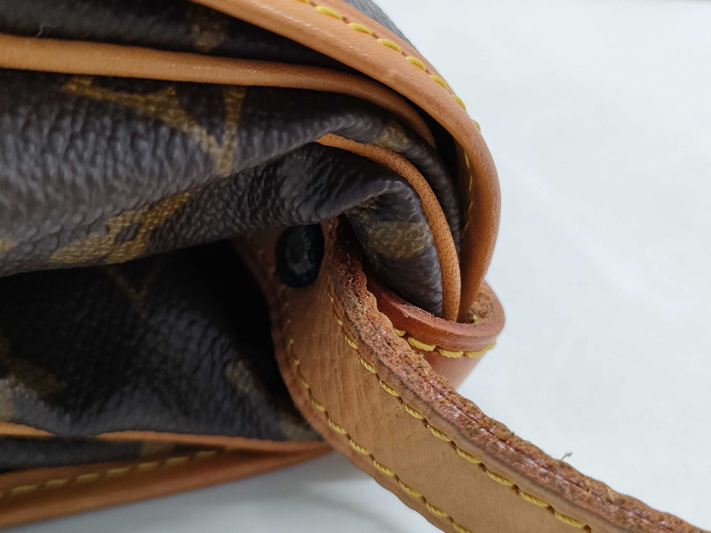 LOUIS VUITTON Monogram Saumur 30 Shoulder Bag