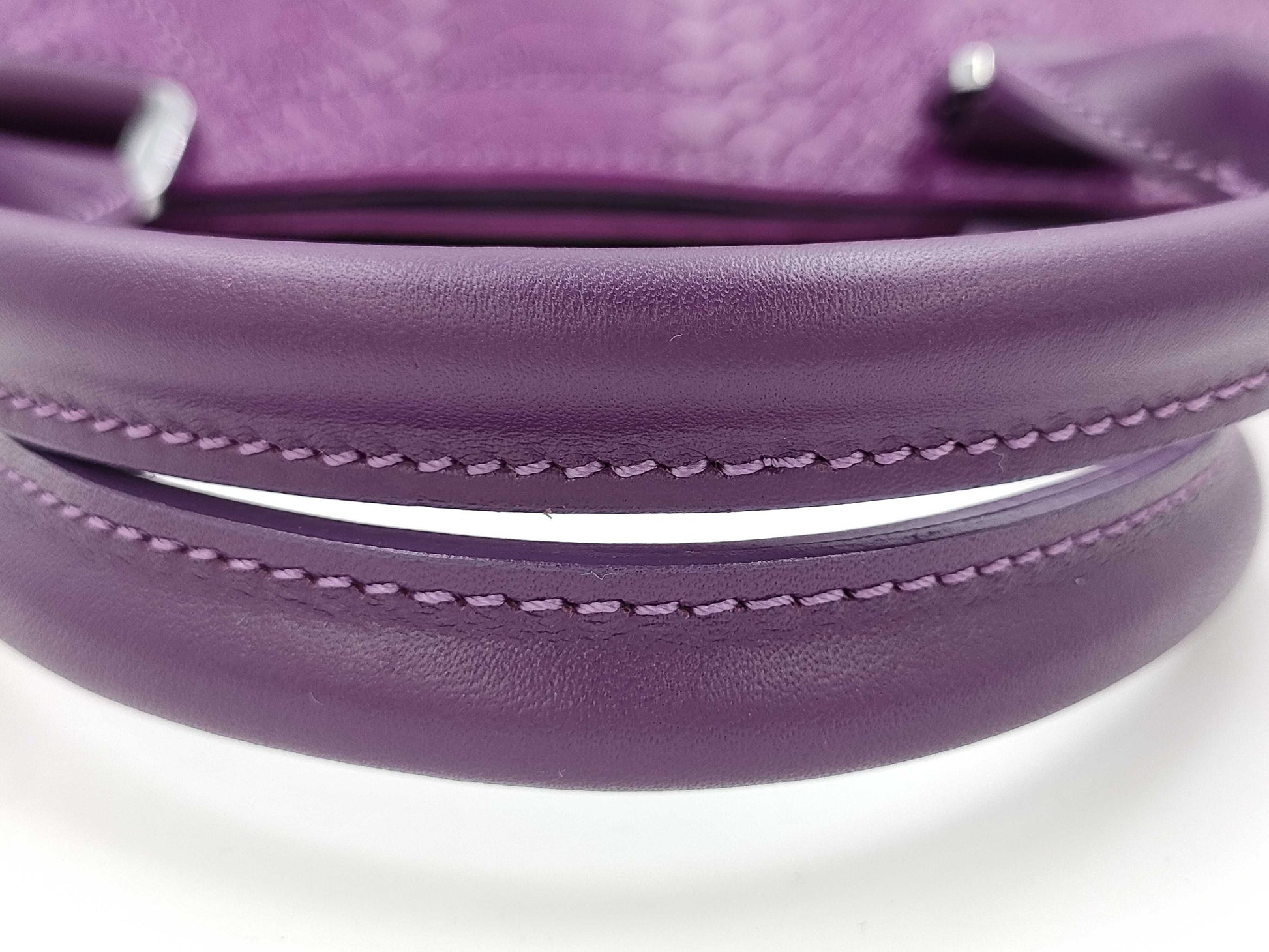 LONG CHAMP embossed handbag