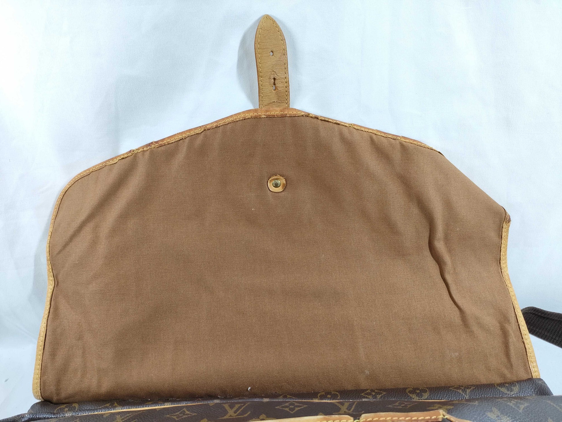 LOUIS VUITTON M41140 Monogram Sac Chas M41140 Shoulder Bag