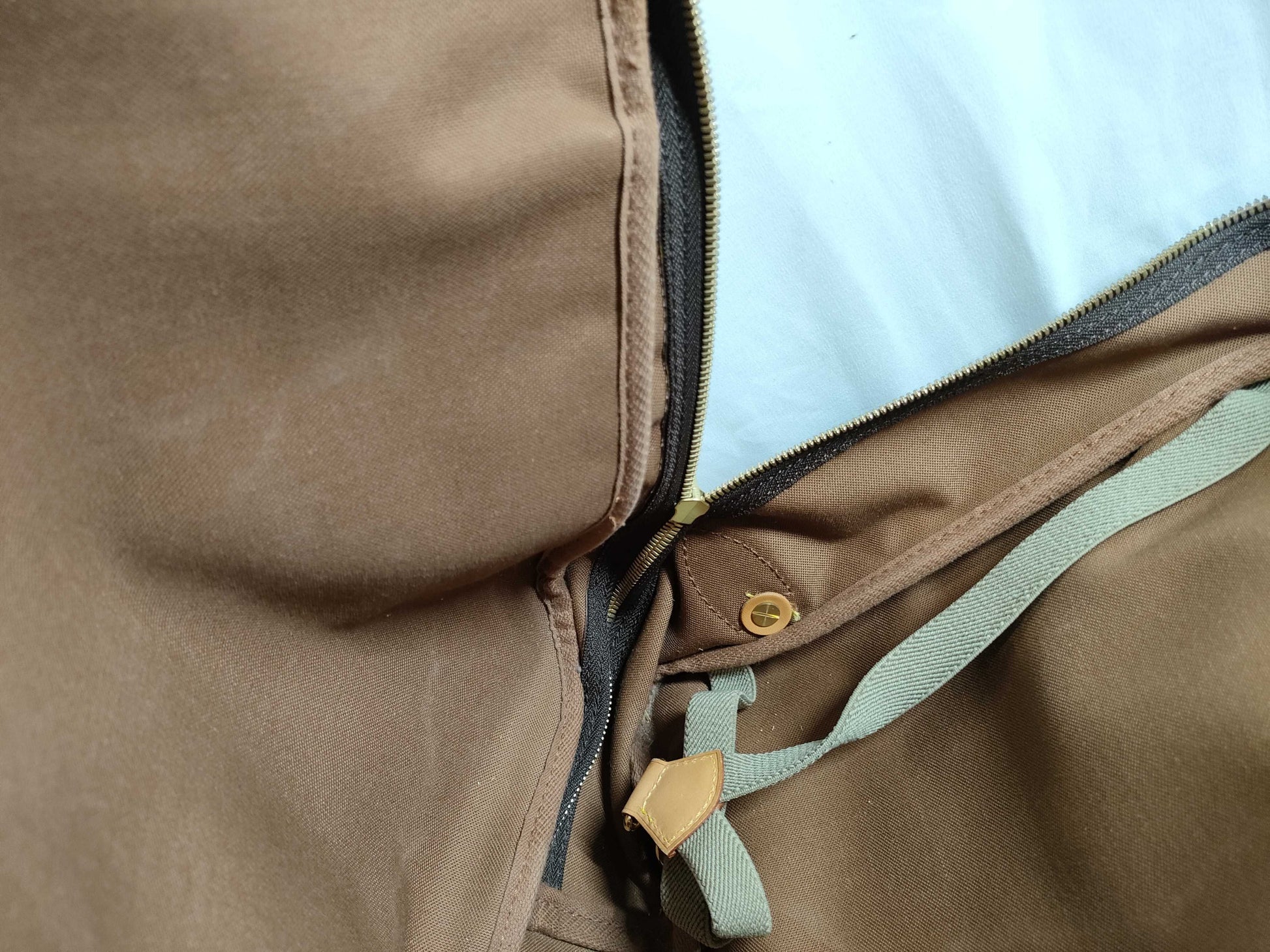 LOUIS VUITTON M41140 Monogram Sac Chas M41140 Shoulder Bag