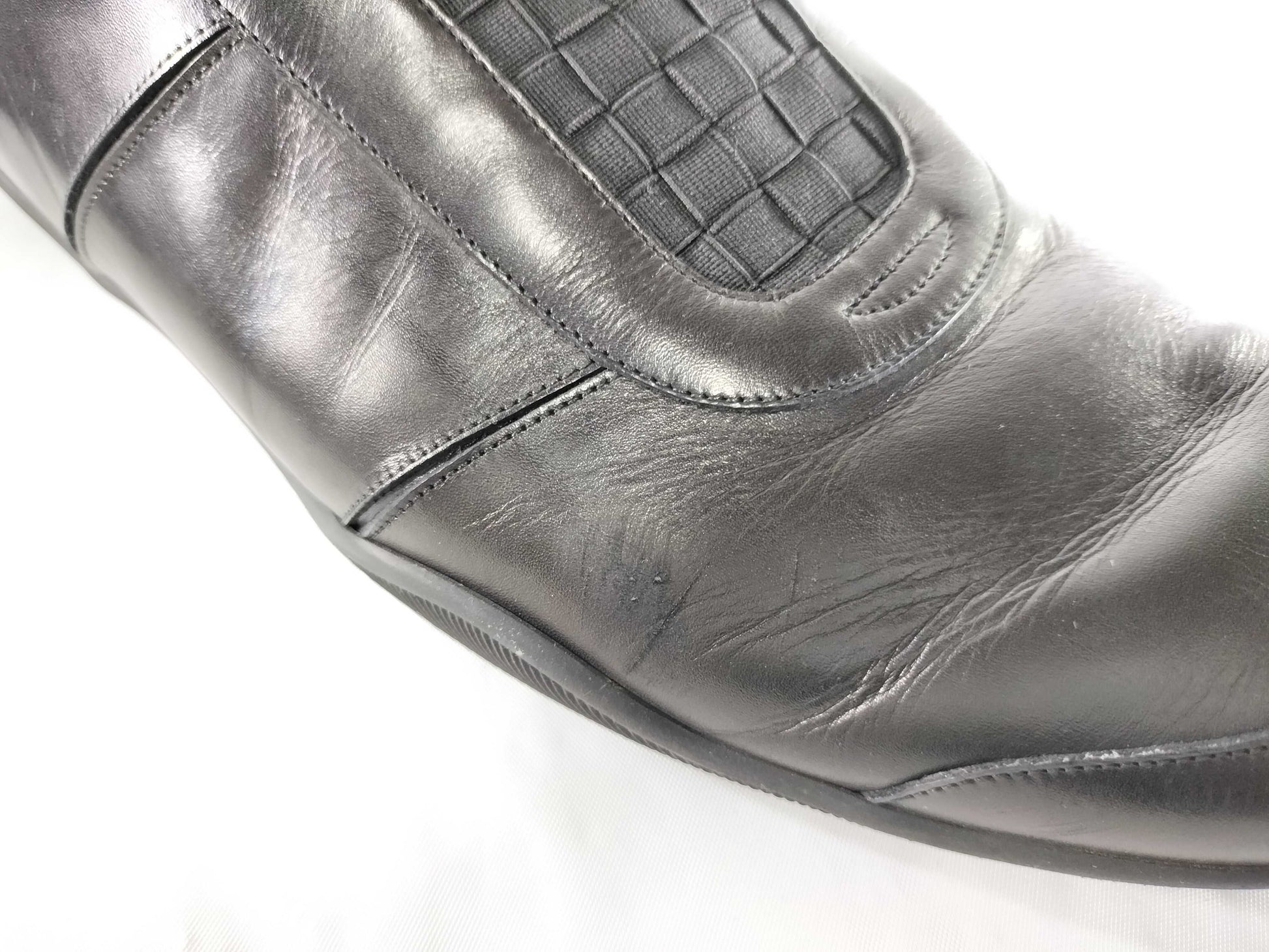 LOUIS VUITTON BA1022 Leather Sneakers