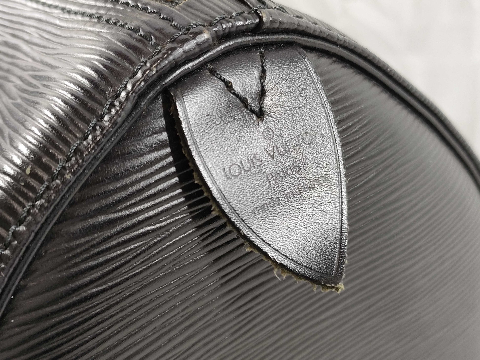 LOUIS VUITTON M42992 Epi Speedy 35 Boston Bag
