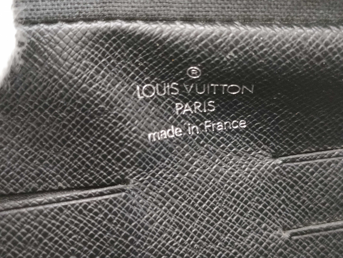 LOUIS VUITTON Taiga Neo Pavel Second Bag