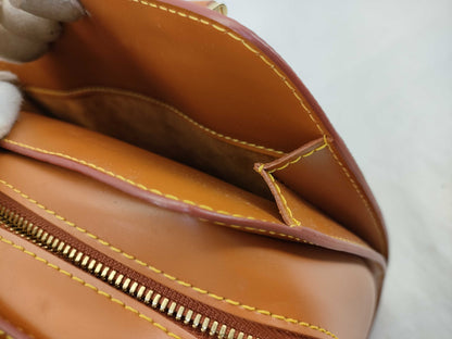 LOUIS VUITTON M52058 Epi Pont Neuf PM Handbag