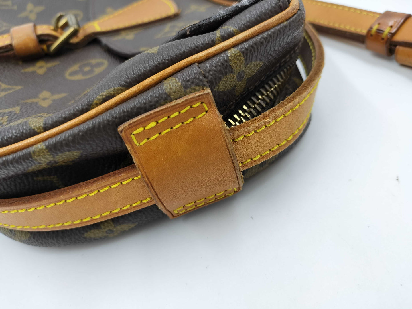 LOUIS VUITTON Epi Jeune Fille/MALLETIR engraved shoulder bag