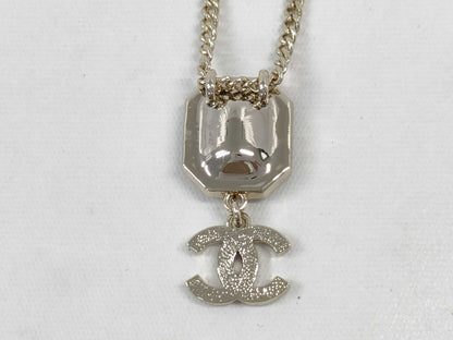 CHANEL L23B Rhinestone x Faux Pearl Necklace Necklace