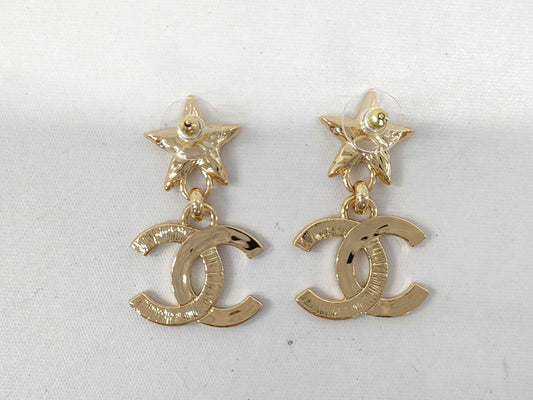 CHANEL B24P Coco Mark Star Earrings