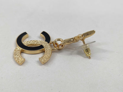 CHANEL B24P Coco Mark Star Earrings
