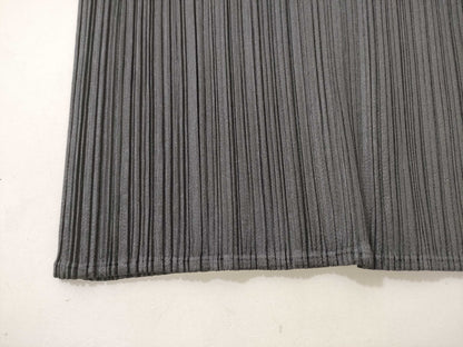 ISSEY MIYAKE Pleats Please Cardigan Black Top