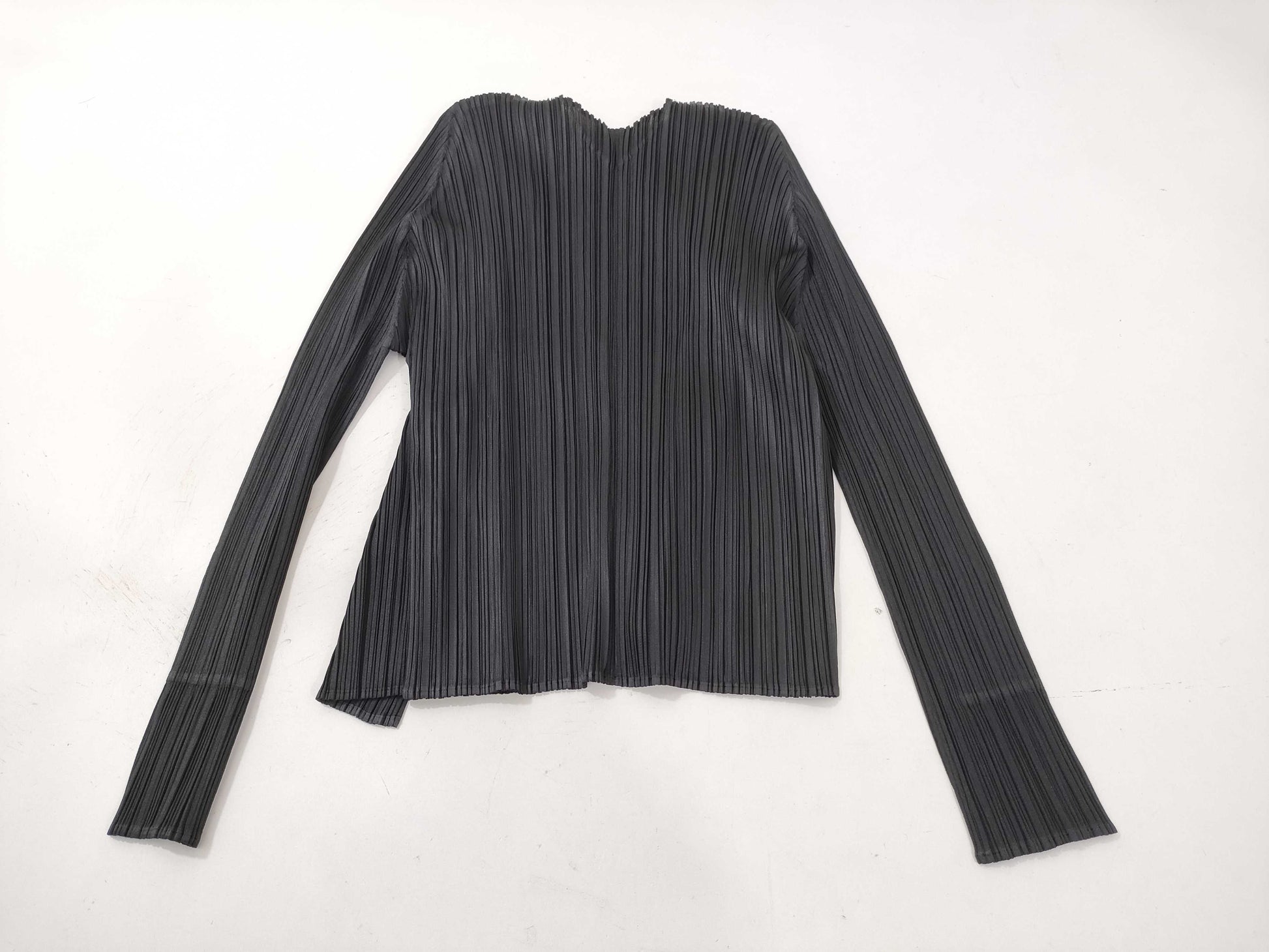 ISSEY MIYAKE Pleats Please Cardigan Black Top