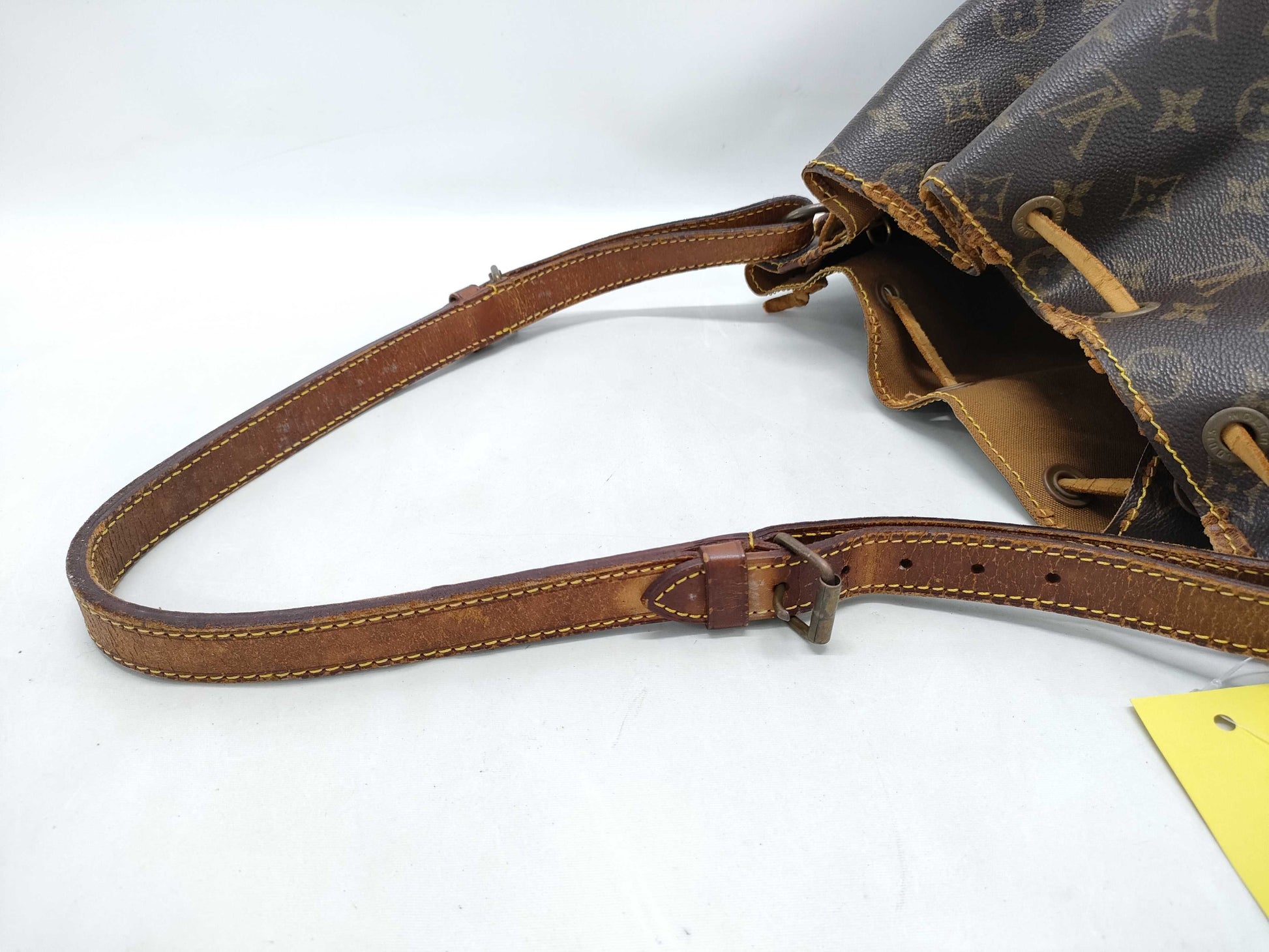 LOUIS VUITTON Monogram M42224 Noe Shoulder Bag