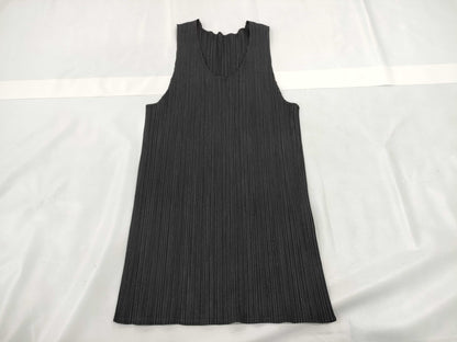 ISSEY MIYAKE Pleats Please Sleeveless Top
