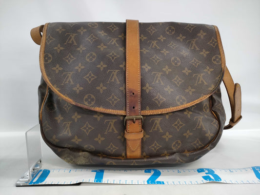 LOUIS VUITTON Monogram M42254 Saumur 35 Shoulder Bag