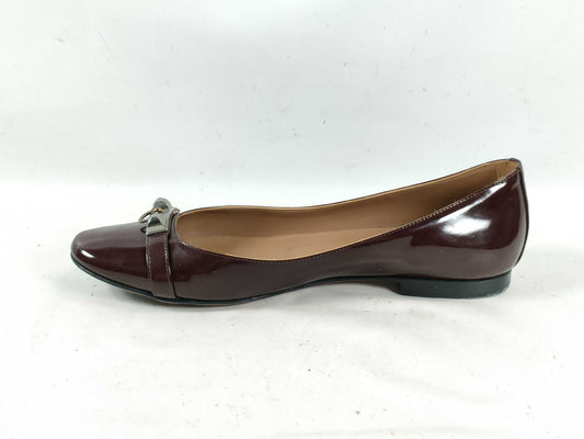 HERMES Enamel Flat Round Toe Pumps