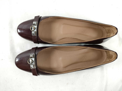 HERMES Enamel Flat Round Toe Pumps