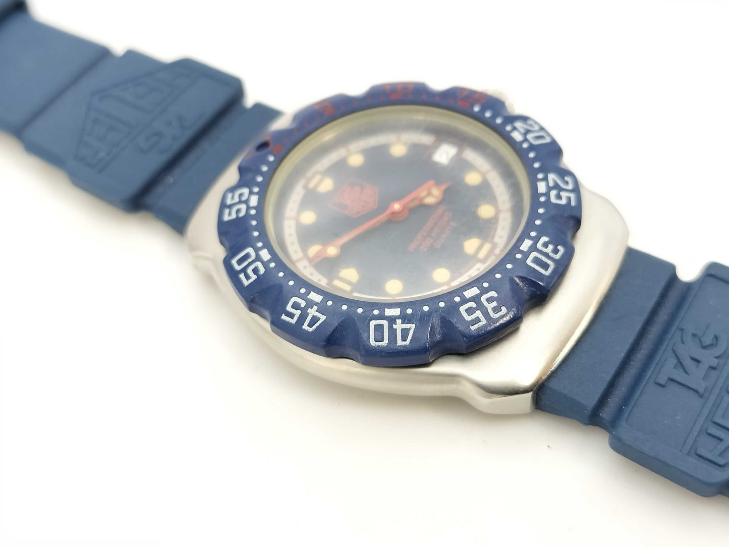 TAG Heuer WA1210 M Boys' Watch