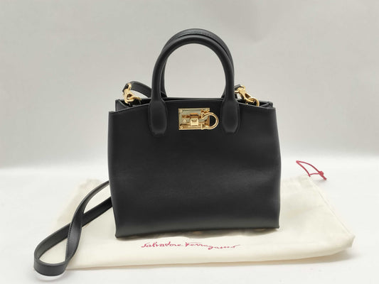 Salvatore Ferragamo Gancini 2-way black shoulder bag