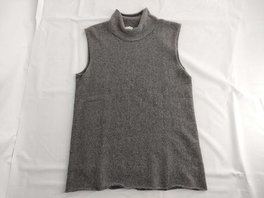 HERMES turtleneck sleeveless knit top, 100% cashmere, gray