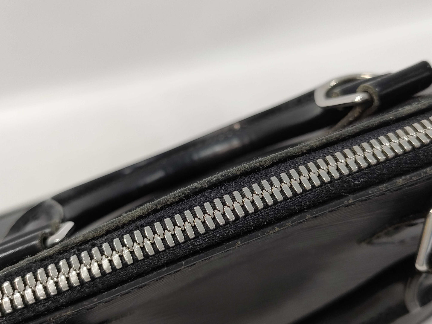 LOUIS VUITTON Epi Alma PM Boston Bag with Cracked Zipper Rail