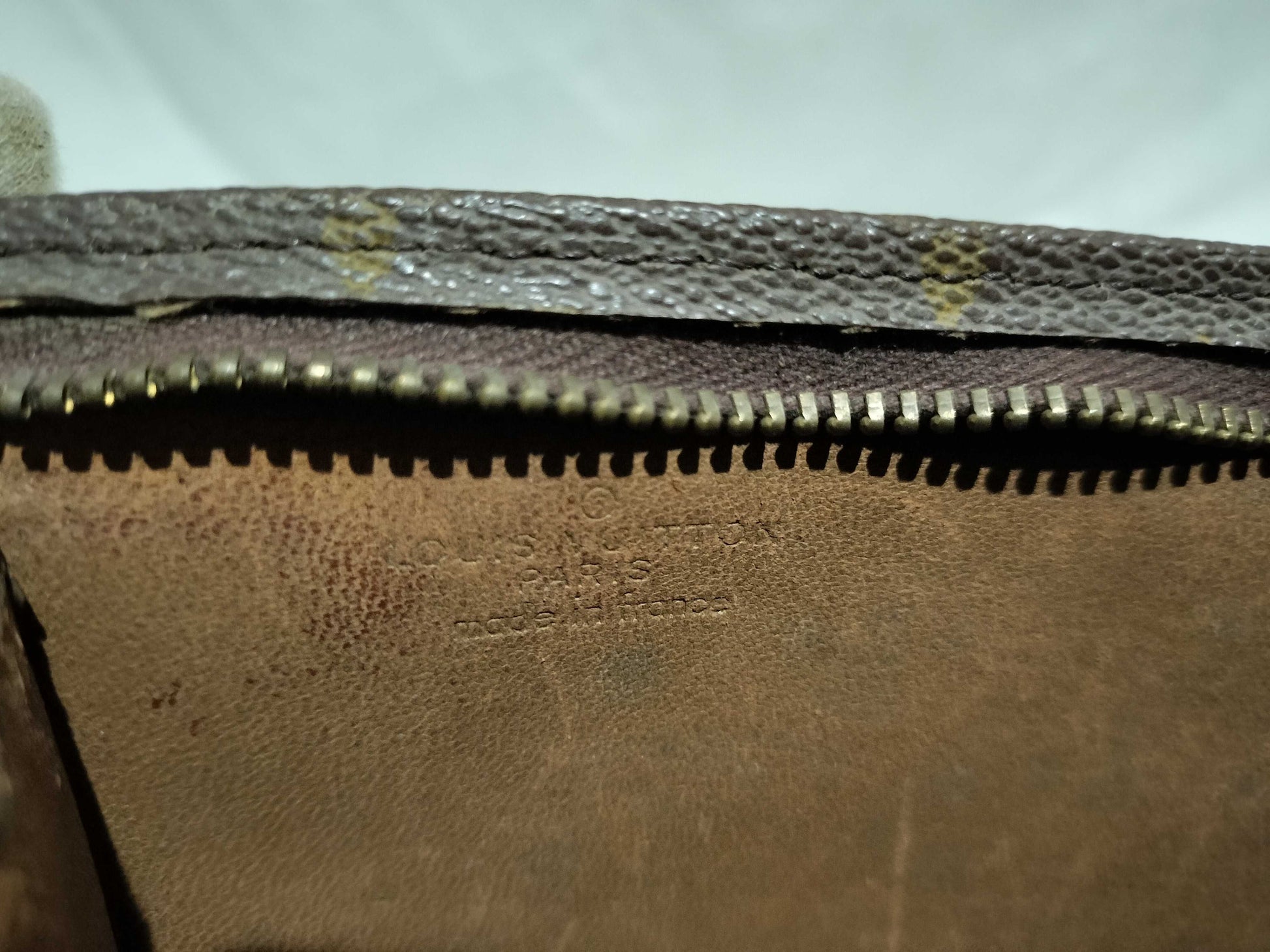 LOUIS VUITTON RFID Unverifiable, Serial Unverifiable, Monogram Poche Toilette 26 Second Bag