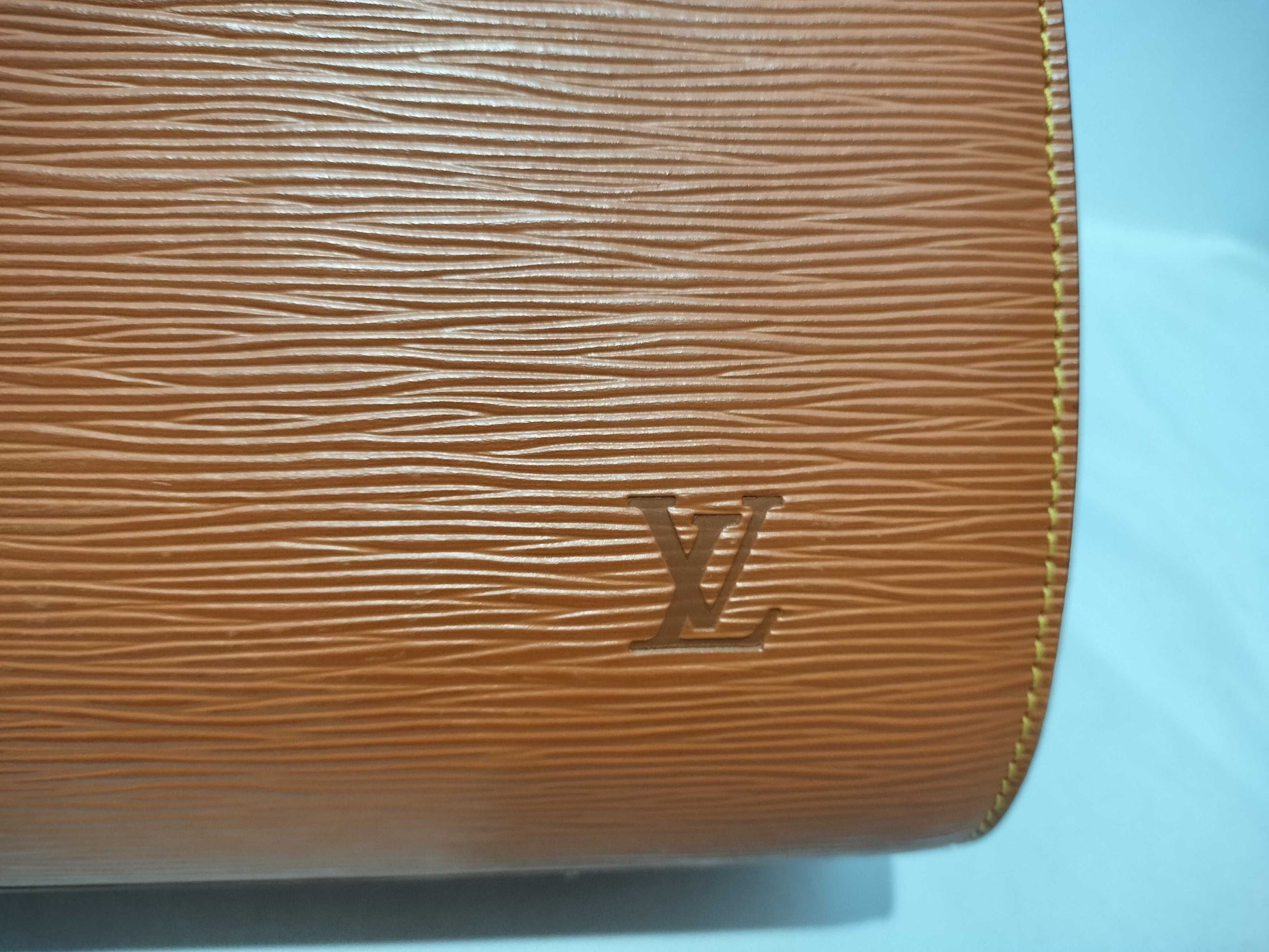 LOUIS VUITTON RFID Unverifiable AR0997 Epi Sorbonne Handbag M54518