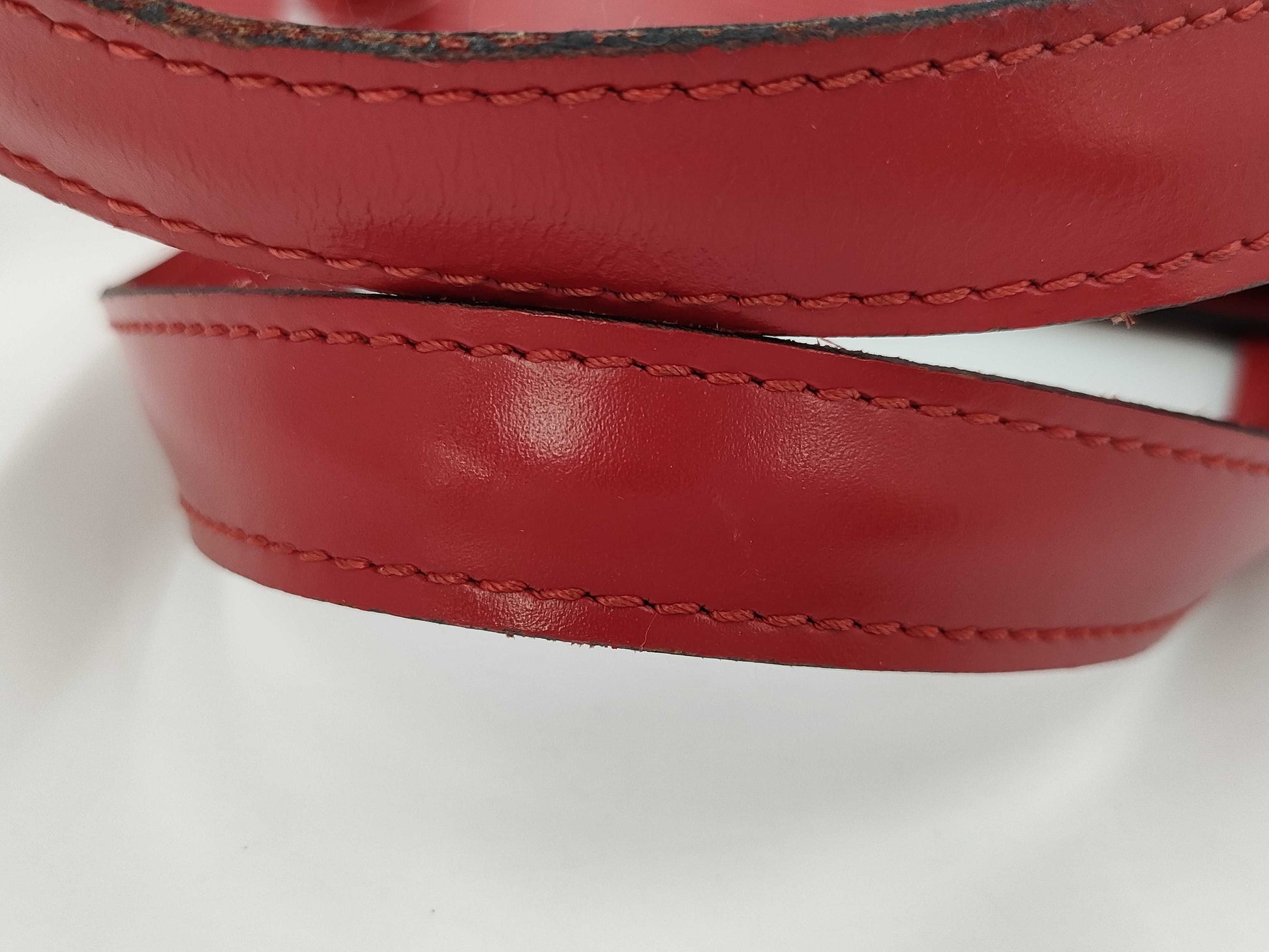 LOUIS VUITTON Epi Saint-Jacques Red Handbag