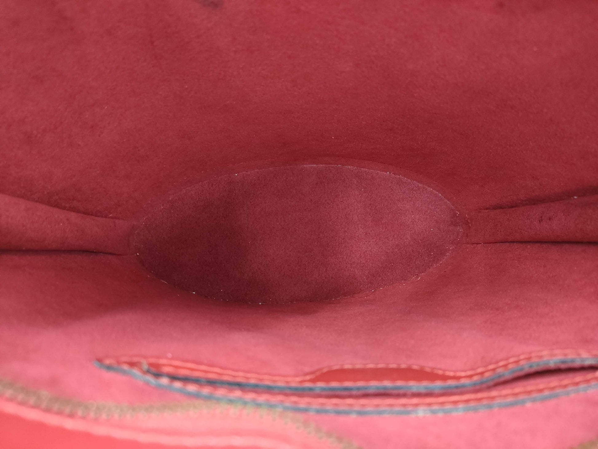 LOUIS VUITTON Epi Saint-Jacques Red Handbag