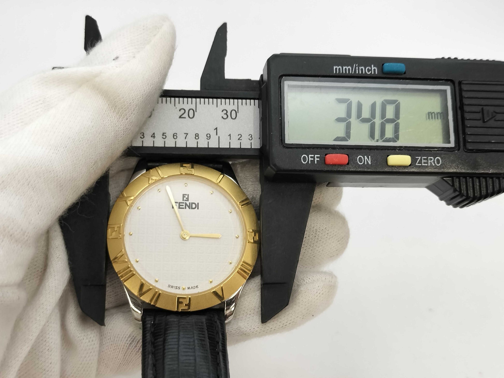 FENDI 033-2000 Men's Watch