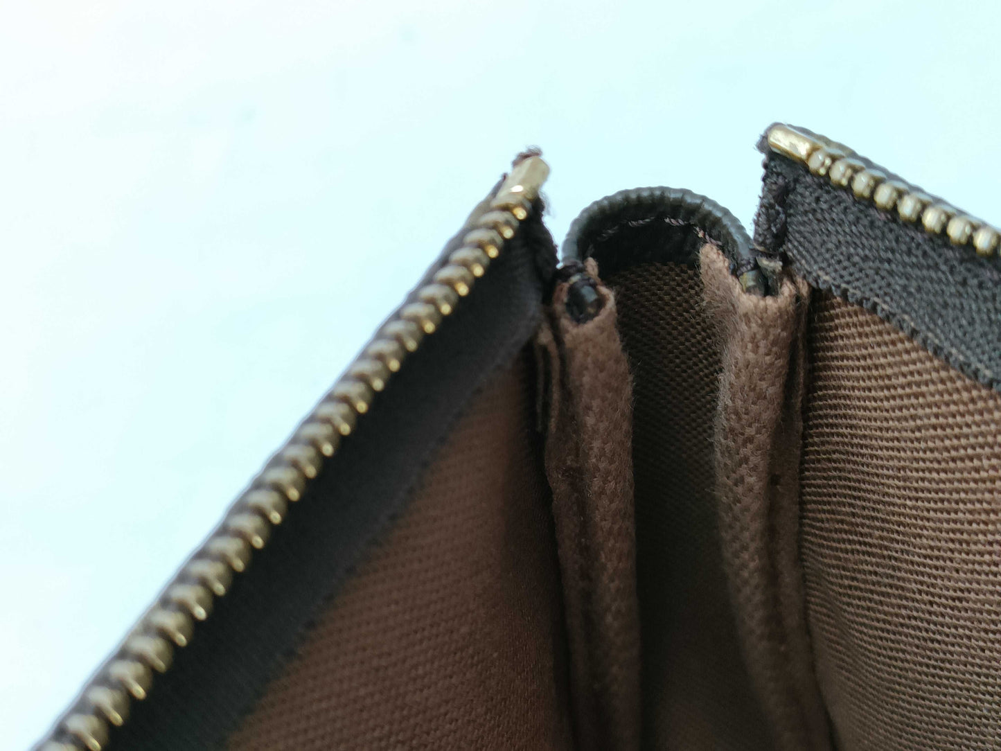 LOUIS VUITTON M40712 Monogram Pochette Accessoires Handbag